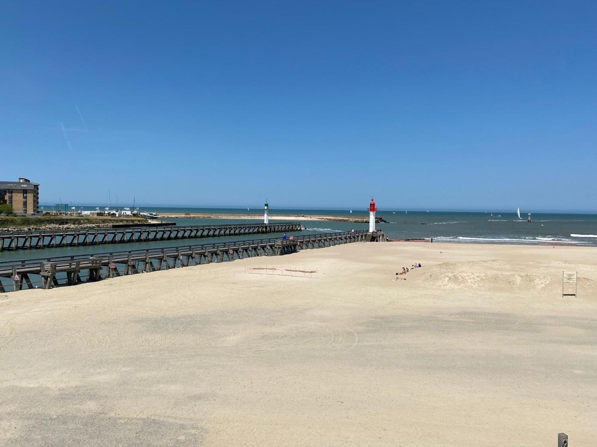 Cote Plage - Magnifique Appartement De Charme A Trouville Sur Mer - Linge - Lit Fait - Parking - Wifi - Classe Par L'Office Du Tourisme المظهر الخارجي الصورة