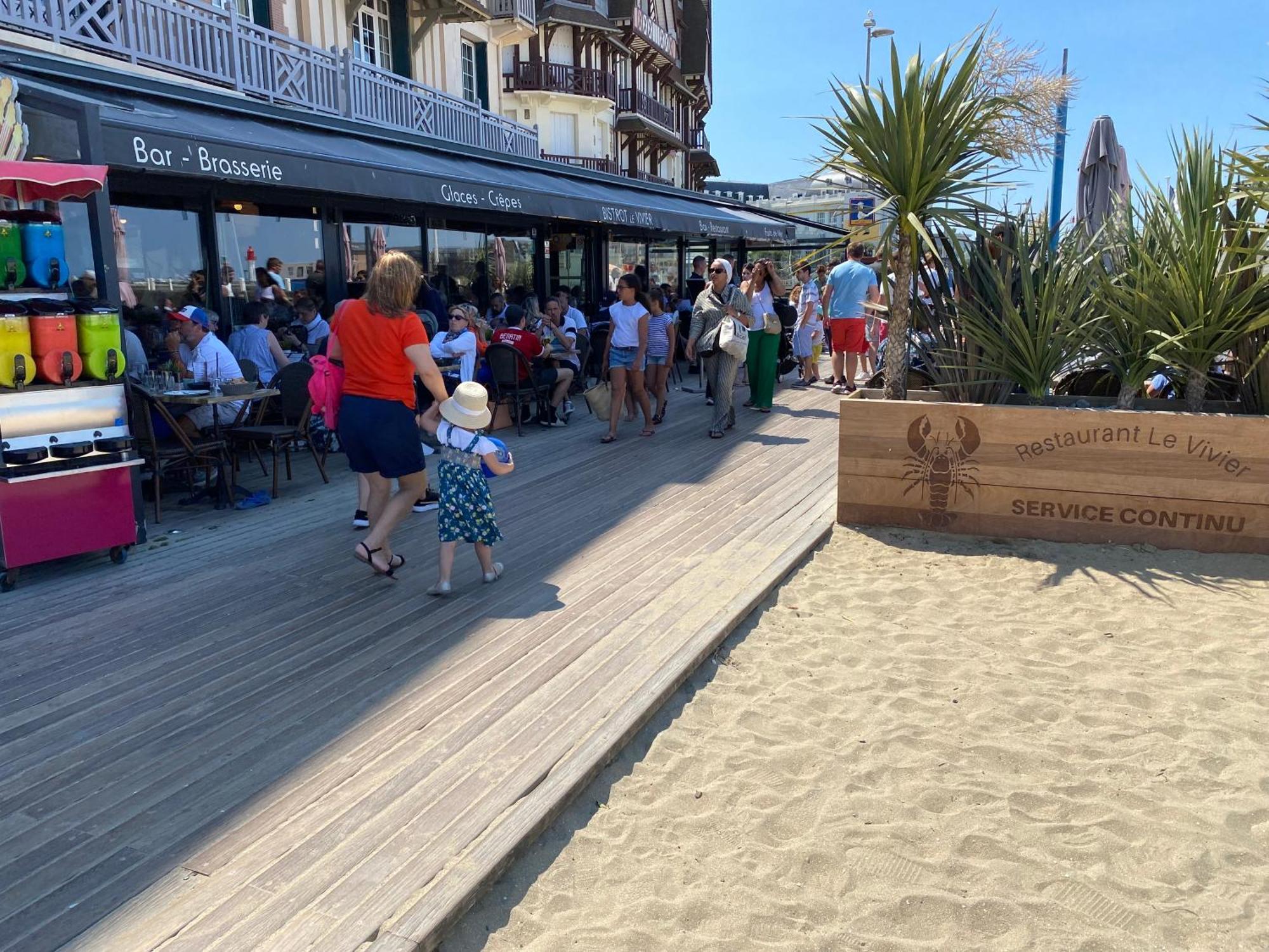 Cote Plage - Magnifique Appartement De Charme A Trouville Sur Mer - Linge - Lit Fait - Parking - Wifi - Classe Par L'Office Du Tourisme المظهر الخارجي الصورة